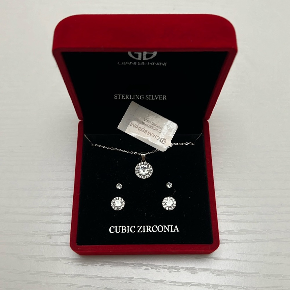 Necklace & Earrings Gift Set